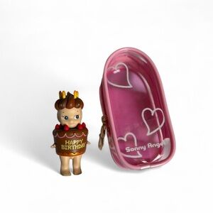 Sonny Angel Birthday Gift Series Chocolate Cake and pink case